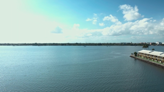 Lake Worth Beach Hotels on the Intercoastal